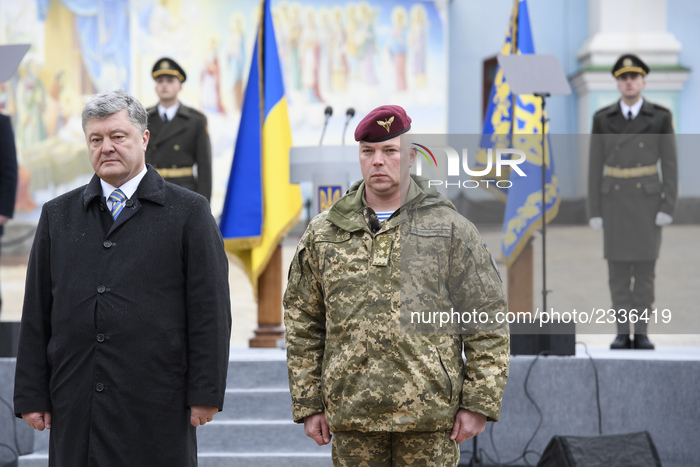Petro Poroshenko and Lieutenant-General Myhailo Zabrodsky. Kyiv, Ukraine 21-11-2017 (Photo by Maxym Marusenko/NurPhoto)