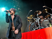 Danny Worsnop with Asking Alexandria performs during the Rockstar Energy Drink Mayhem Festival at The Cynthia Woods Mitchell Pavilion on Aug...