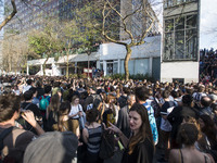 Students gather outside Paris Tolbiac university campus on April 20, 2018 in Paris after riot police evacuated the university in the early m...