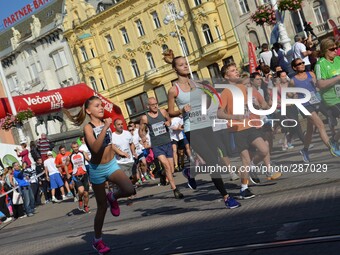 Zagreb Marathon gathered a large number of competitors. The competition was for marathon (42km), for half-marathon (21km) and for citizen ra...