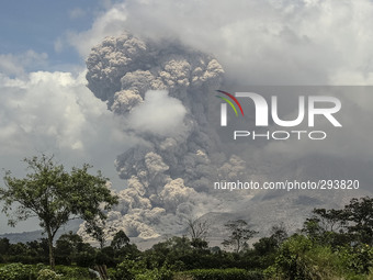 Volcanic spew from the Mount Sinabung seen from Surbakti village, Simpang Empat Districk, Karo, North Sumatra. Indonesia. 17 October , 2014....