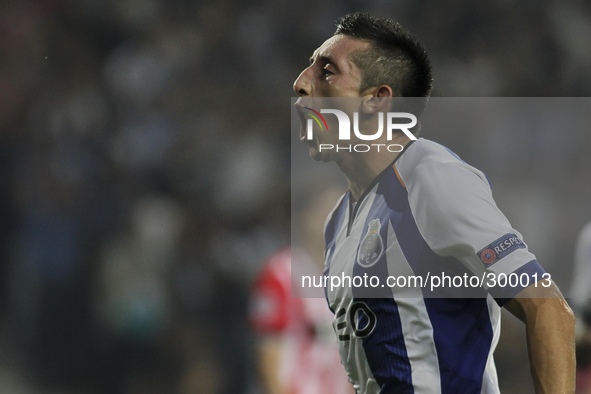 Portugal, Porto: Porto's Mexican midfielder Héctor Herrera celebrates the first goal of the match during the UEFA Champions League match bet...