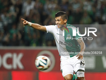 Sporting's forward Fredy Montero celebrates his goal (3-2) during the Portuguese League  football match between Sporting CP and CS Maritimo...