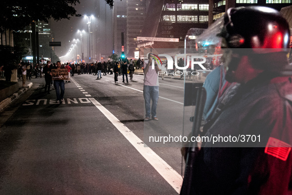 Third big protest against the raise in bus fares in Sao Paulo. According to the police, 5.000 people walked trough 3 main avenues of SP down...