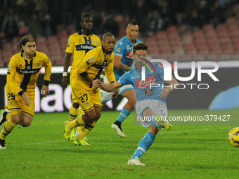 Dries Mertens of SSC Napoli scoring during the italian Serie A football match between SSC Napoli and Parma at San Paolo Stadium on August 29...