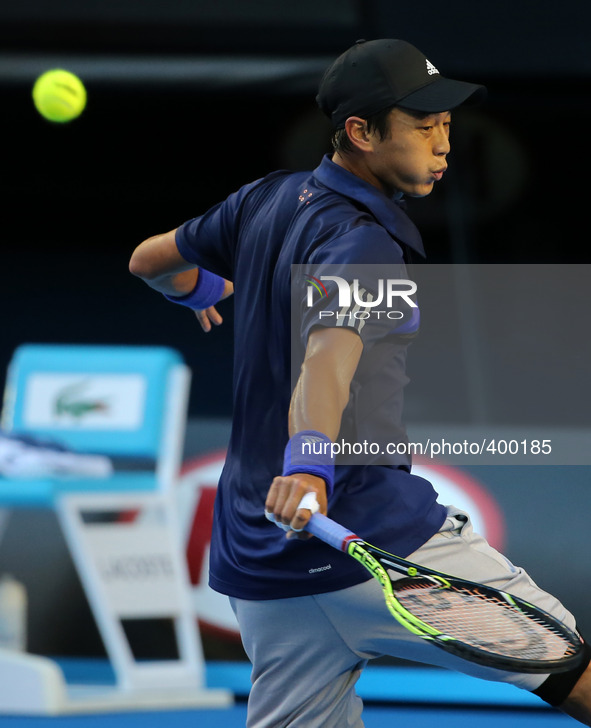 MELBOURNE, Jan. 19, 2015 () -- Lu Yen-Hsun of Chinese Taipei returns the ball during the first round match of men's singles with Roger Feder...
