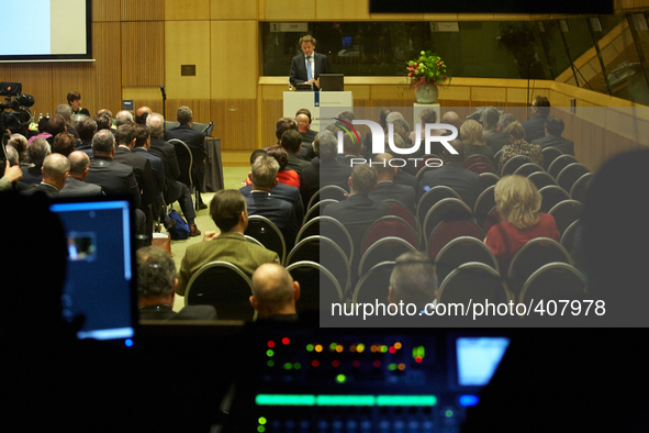 In The Hague on January 26 2015, the yearly ambassadors conference has started. Over 100 ambassadors and other diplomats came together in th...
