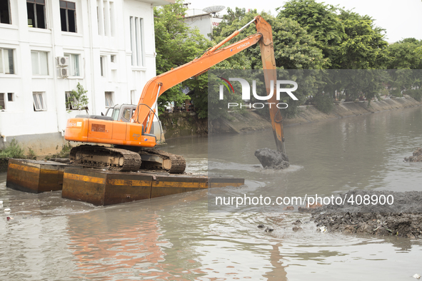 Jakarta Government process on the restoration of Rivers in Jakarta still on going to prevent flood at the city. Ciliwung River, as one of th...