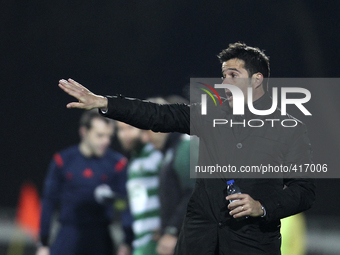 Sporting's Portuguese coach Marco Silva during the Premier League 2014/15 match between FC Arouca and Sporting CP, at Municipal de Arouca St...
