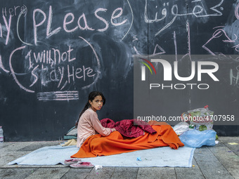 Hundreds of migrants camp outside and inside Budapest Keleti railway station in Budapest, Hungary, September 4, 2015. A record number of ref...