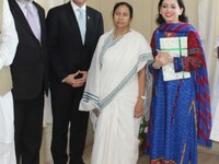 Pakistan High Commissioner Abdul Basit along with her wife meet to Mamata Banerjee Chief Minister of West Bengal and Invite the Pakistan cou...