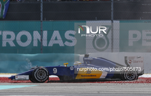 Swedish Marcus Ericsson of Sauber F1 Team car stop in a gravel during the Malaysian Formula One Grand Prix at Sepang International Circuit (...