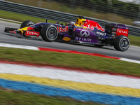 Australian Daniel Ricciardo of Infiniti Red Bull Racing competes during the Malaysian Formula One Grand Prix at Sepang International Circuit...