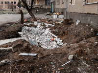 A remember of the not so long ago combats in Krasnogorovka. Hole after mortar hit the ground.
On April 6 2015, we visit Krasnogorovka. What...