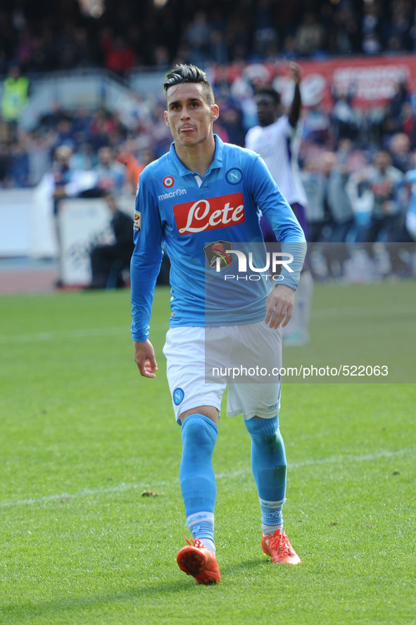 Jose Callejon celebrates after scoring of SSC Napoli during the italian Serie A football match between SSC Napoli and Fiorentina at San Paol...
