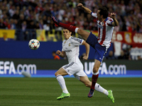 SPAIN, Madrid:Atletico de Madrid's Uruguayan Defender Diego Godin and Real Madrid's Welsh forward Gareth Bale during the Champions League 20...