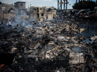 A fire broke out in a slum area in Tondo, Manila in the Philippines on April 18, 2020 that left about 500 families without homes. Manila and...