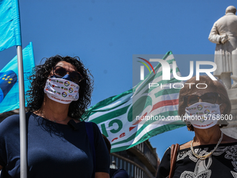 Members of the CGIL, CISL, UIL and GILDA unions, from the school sector, protested against the government of Giuseppe Conte in front of the...