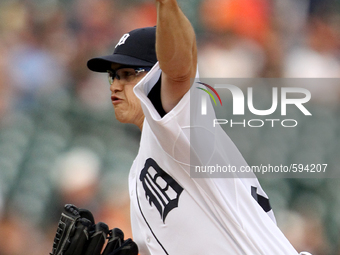 Detroit Tigers starter Kyle Lobstein delivers a pitch in the first inning of a baseball game against the Milwaukee Brewers in Detroit, Michi...