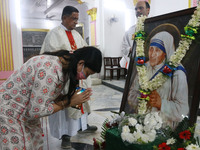 People attend Special Prayer at St. Thomas Church to the celebrate The 110th Birth Anniversary of Mother Teresa on August 26,2020 in Kolkata...