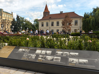 The Mayor of Krakow, Jacek Majchrowski, solemnly inaugurated the revitalized Holy Spirit Square in Krakow's Old Town.
The celebration was co...