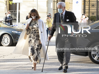 Isabel Preysler y Mario Vargas Llosa  arriving at the headquarters of the Royal Spanish Academy to attend the opening of the academic year o...