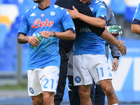 Hirving Lozano of SSC Napoli celebrates scoring first goal with Gennaro Gattuso manager of SSC Napoli during the Serie A match between SSC N...