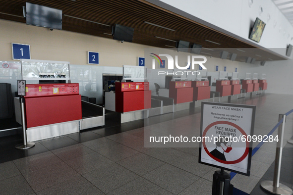 A view of an empty check-in departures hall in Burgas Airport.
Passenger numbers at Bulgaria's coastal airports of Varna and Burgas slumped...