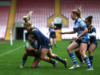 Holly Thorpe of Darlington Mowden Park Sharks and Amelia Buckland-Hurry of Worcester Warriors Women during the WOMEN'S ALLIANZ PREMIER 15S m...