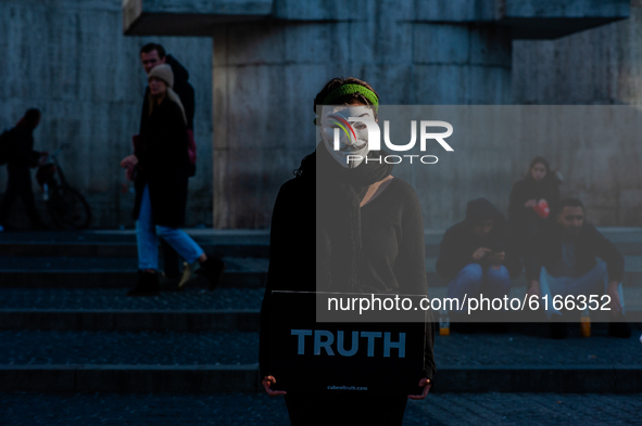 Animal activists gathered in the center of Amsterdam, Netherlands to participate in The Cube of Truth, on November 7th, 2020. This demonstra...