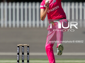 Stella Campbell of the Sixers bowls during the Women's Big Bash League WBBL match between the Sydney Sixers and the Perth Scorchers at Hurst...