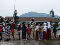 A number of students conduct face to face teaching and learning activities at public elementary school 2 Tlogolele, Tlogolele, Selo, Boyolal...