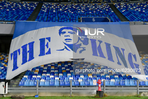 A banner in memory of Diego Armando Maradona during the Serie A match between SSC Napoli and AS Roma at Stadio San Paolo, Naples, Italy on 2...