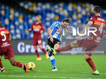 Fabian Ruiz of SSC Napoli scores first goal during the Serie A match between SSC Napoli and AS Roma at Stadio San Paolo, Naples, Italy on 29...