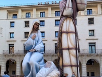 The tallest nativity scene in the world It measures more than 18 meters high and is located in the city of Alicante, Spain, on November 29,...