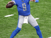 Detroit Lions quarterback Matthew Stafford (9) throws the ball during the second half of an NFL football game between the Detroit Lions and...