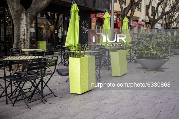 Restaurants will close the terrace and only will maintain the take away service in the new restriction measures that  autonomic Mallorca gov...