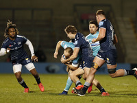  Worchesters Chris Pennell is tackled by Sales Tom Curry     during the Gallagher Premiership match between Sale Sharks and Worcester Warrio...
