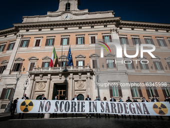 Sardinian people protest in Rome, Italy, on January 13, 2021 against the nuclear waster in Sardinia region.  (