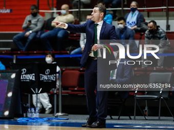 Zalgiris head coach Martin Schiller gestures during the EuroLeague Basketball match between Zenit St. Petersburg and Zalgiris Kaunas on Janu...