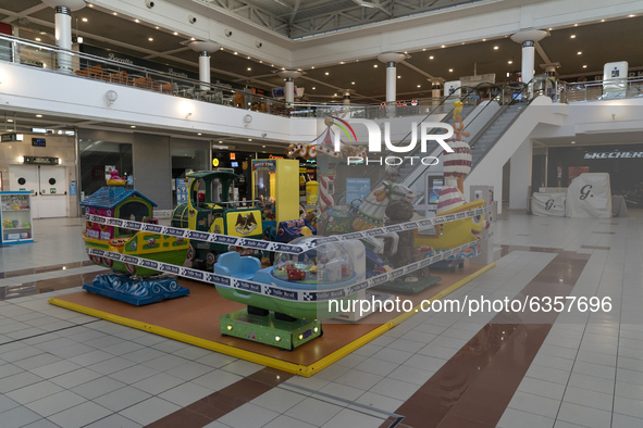 The children's games have been sealed in the Valle Real Shopping Center in Santander, Spain on January 16, 2021 which remains with the store...