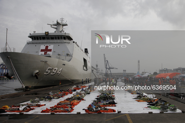 The wreckages of crashed Sriwijaya Air flight SJ182 are seen on the last day of SAR Operation at port of Tanjung Priok, Jakarta on January 2...