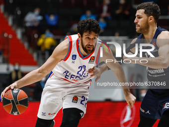 Billy Baron (R) of Zenit St Petersburg and Vasilije Micic of Anadolu Efes in action during the EuroLeague Basketball match between Zenit St....