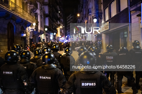 Protest for the fifth night in Barcelona, Spain, on February 21, 2021 against the imprisonment of Pablo Hasel. (