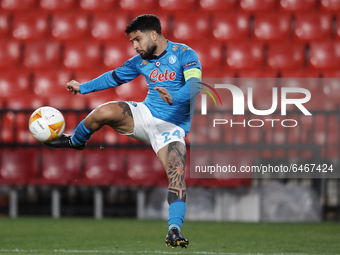 Lorenzo Insigne of Napoli shooting to goal during the UEFA Europa League Round of 32 match between Granada CF and SSC Napoli at Estadio Nuev...