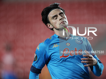 Eljif Elmas of Napoli lament a failed occasion during the UEFA Europa League Round of 32 match between Granada CF and SSC Napoli at Estadio...