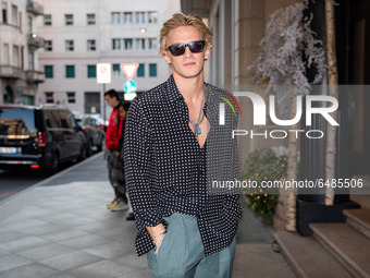 Cody Simpson leaves Palazzo Parigi before the Emporio Armani fashion show during Milan Men's Fashion Week Fall/Winter 2020/2021 on January 1...