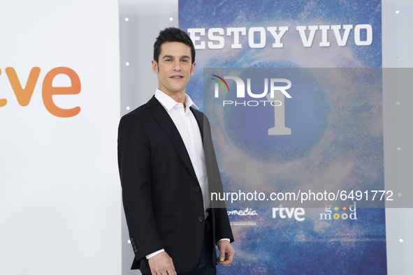 Actor Alejo Sauras attends 'Estoy Vivo' photocall at RTVE on March 04, 2021 in Madrid, Spain. 