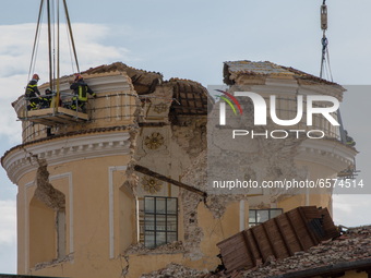 A view of the collapsed dome of Santa Maria del Suffragio Church (Chiesa delle Anime Sante) in L'Aquila, Italy on May 4, 2009. On April 6th,...