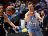 Kevin Pangos (R) of Zenit St Petersburg and William Howard of LDLC ASVEL Villeurbanne in action during the EuroLeague Basketball match betwe...